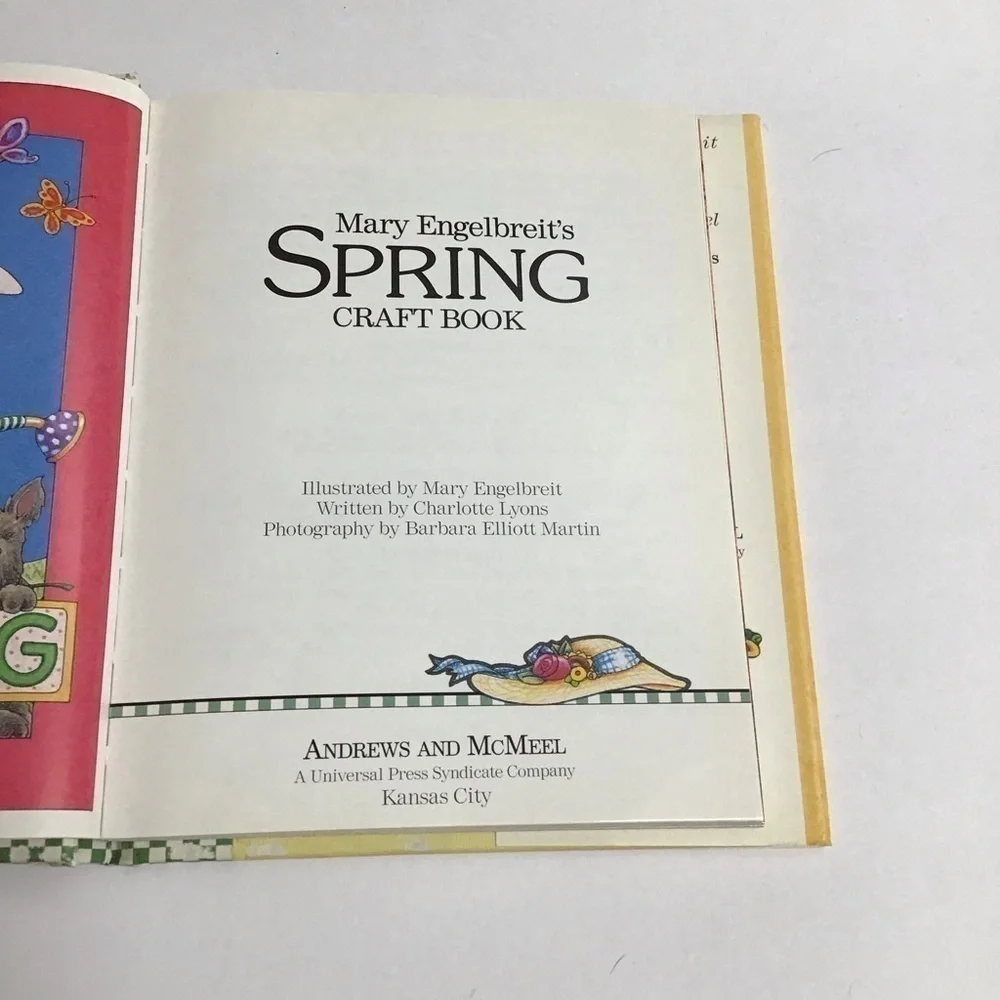 Mary Engelbreit's 1997 Spring Easy Craft Book Mini Hardcover by Charlotte Lyons
